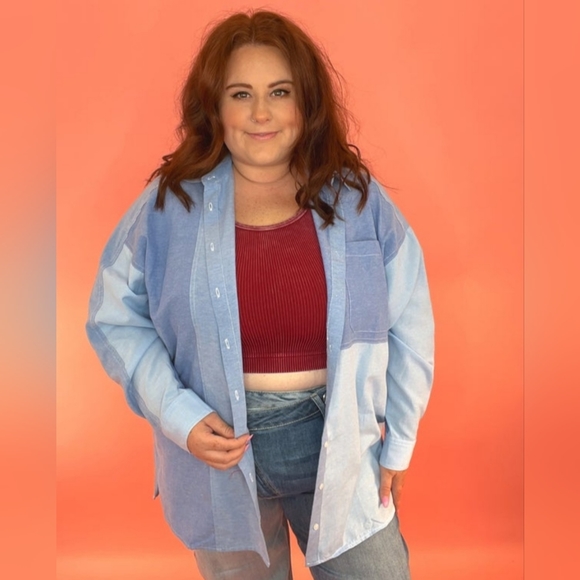 Oversized Boutique button down - Picture 3 of 5